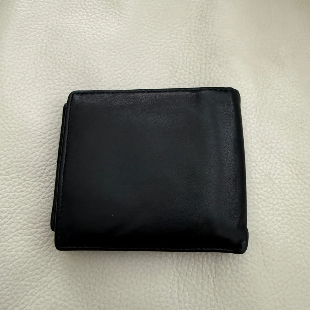 Tumi Delta Global Removable Passcase ID Wallet